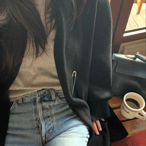 매니모어몽 캐시미어 블랜디드 로브가디건 블랙 새상품 판매합니다. 이미지