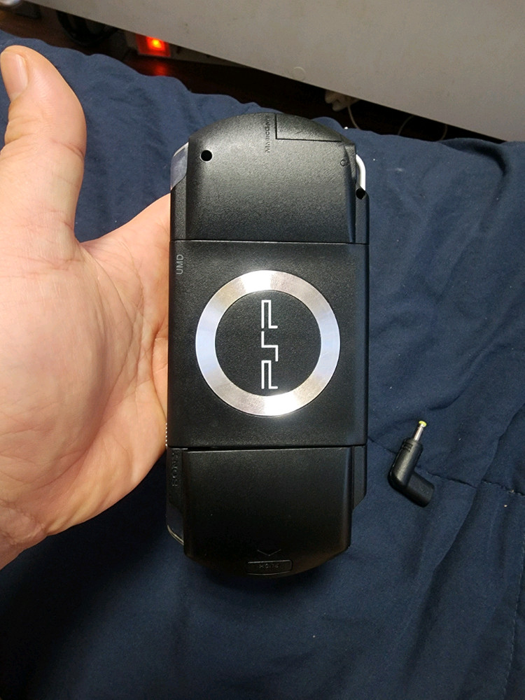 psp1005 메모리32 c타입 충전커넥터 이미지