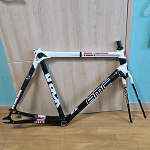 bmc trc01 카본 픽시 프레임셋 이미지