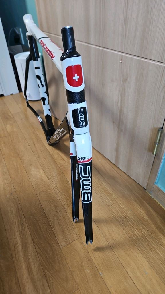 bmc trc01 카본 픽시 프레임셋 이미지