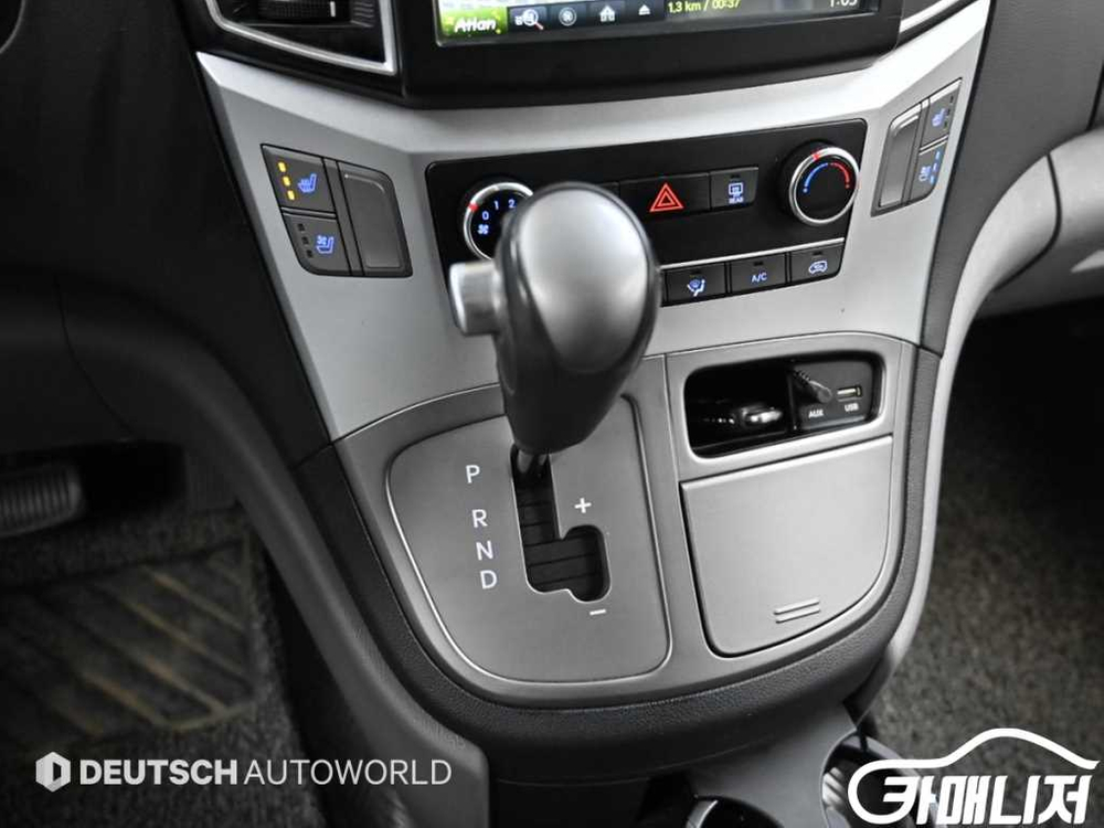 [현대]더 뉴 그랜드 스타렉스 2WD 밴 5인승 모던 #4월특가 이미지