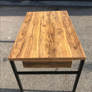 식당 음식점 테이블 7개 이미지