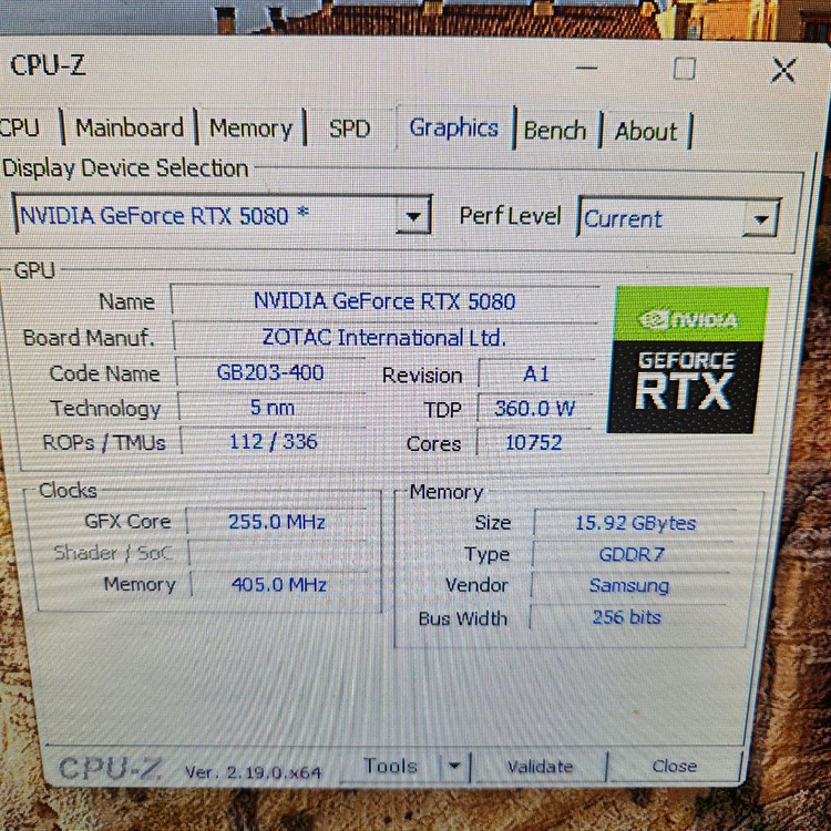 9800x3d rtx5080 화이트 컴퓨터 본체 팝니다 이미지