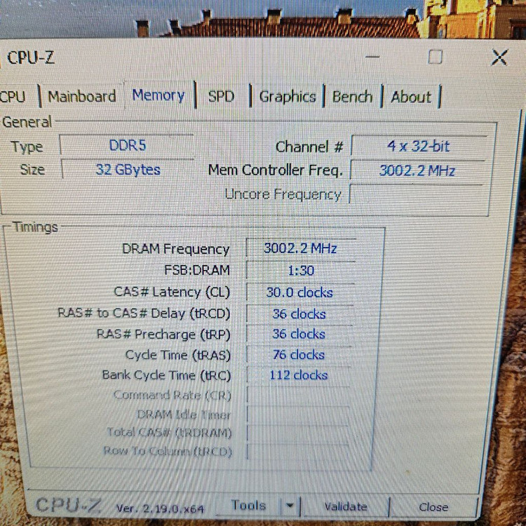 9800x3d rtx5080 화이트 컴퓨터 본체 팝니다 이미지