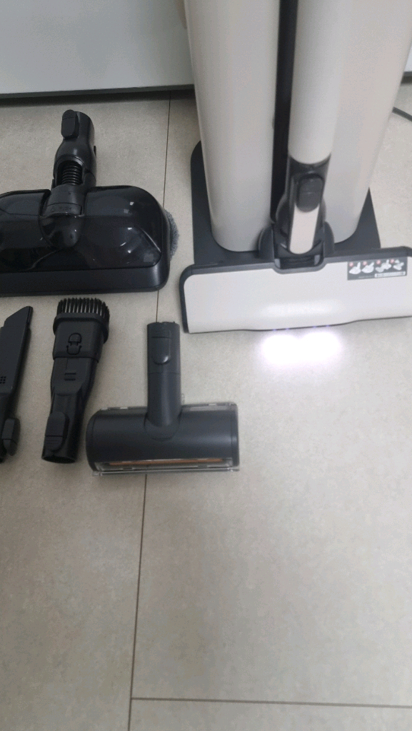 LG오브제 컬렉션 무선청소기 풀세트 판매합니다 이미지