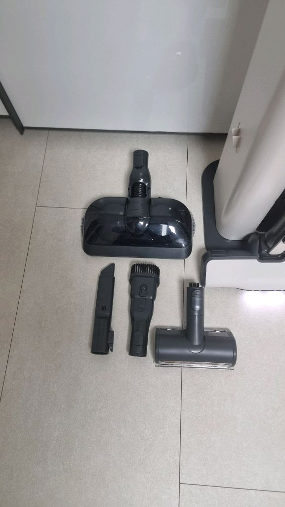 LG오브제 컬렉션 무선청소기 풀세트 판매합니다 이미지