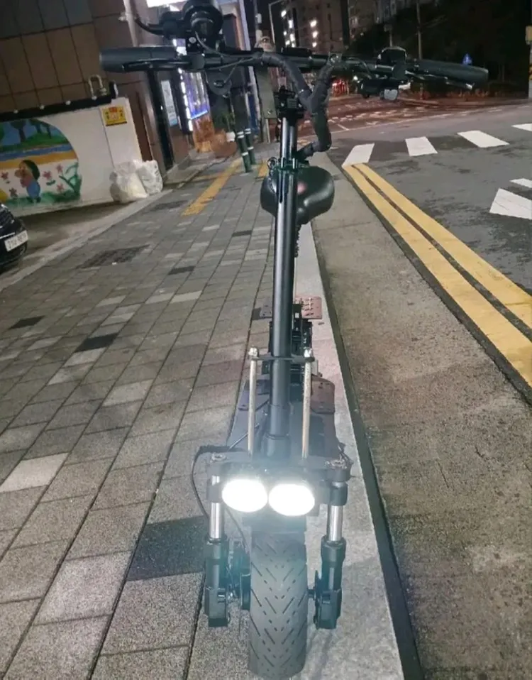 전동킥보드 타우러스(뉴)클래식 60V 26Ah 듀얼 기함급 A급 팜 이미지