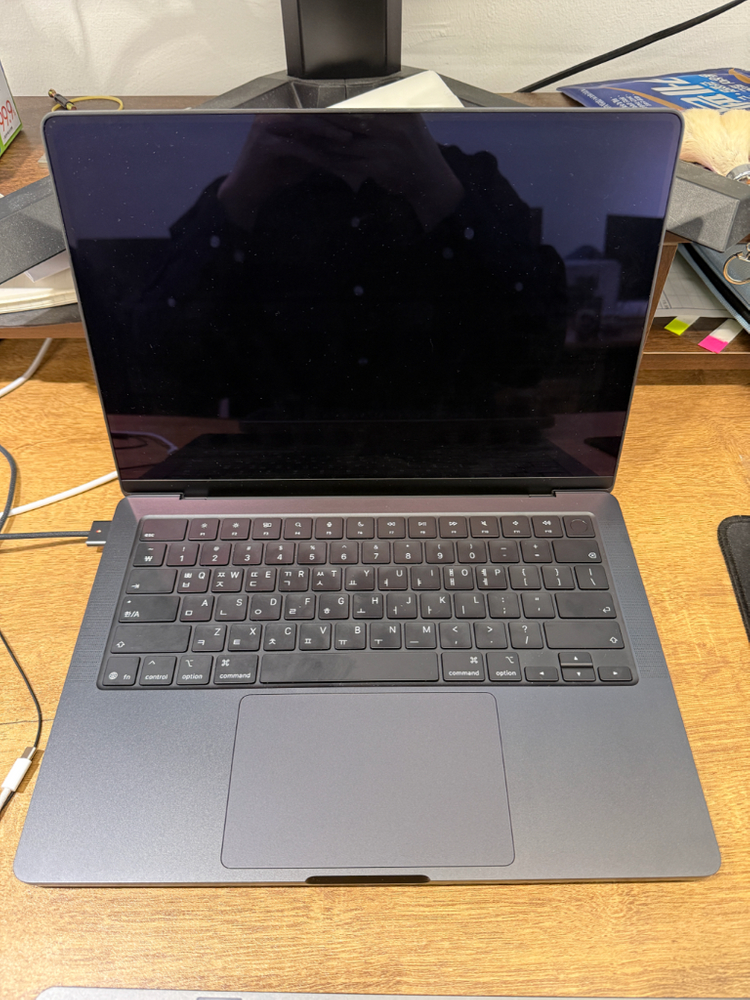 맥북프로 m5pro 15/16 24gb/1tb 스그 애플스토어 구매 이미지