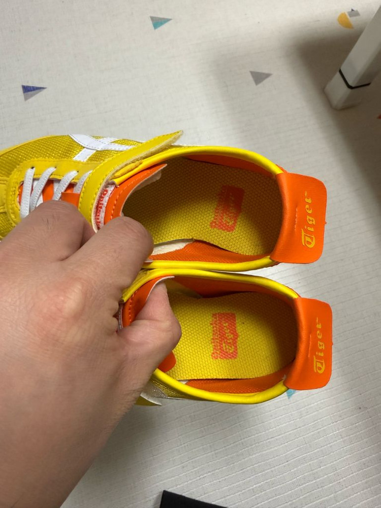 오니츠카타이거 키즈 운동화 옐로우 220 사이즈 이미지