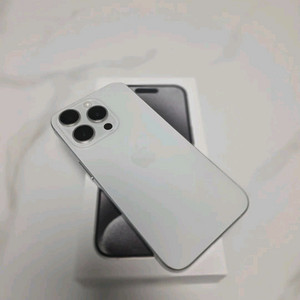 아이폰 15 프로 화이트 티타늄 256기가 이미지