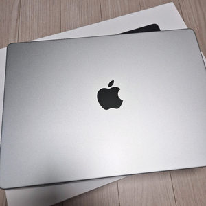 [사이클2] 맥북프로 M5 14 16g 512g 실버 단순개봉 이미지