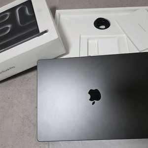맥북프로16 M3 Pro 18/512 신품급(올해 1월 구매, 사이클 3) 이미지