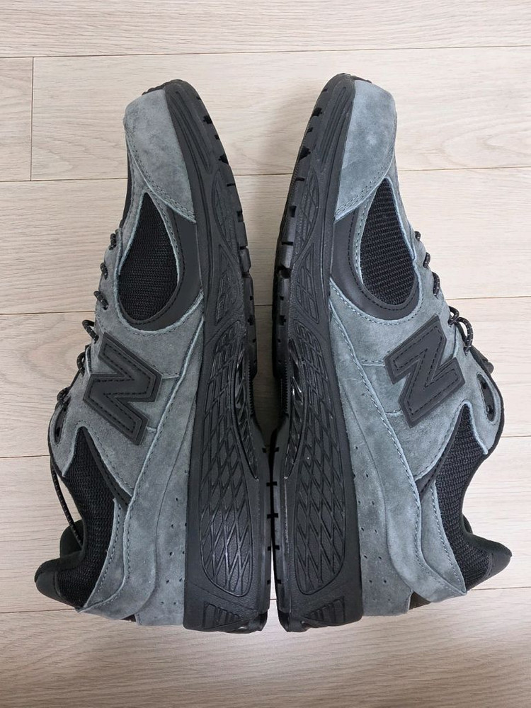 [275] <새상품> 뉴발란스xjjjjound자운드 2002 고어텍스 차콜 이미지