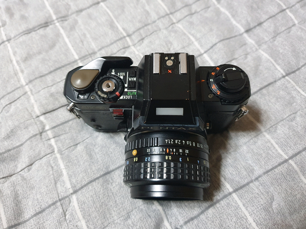 펜탁스 프로그램A 바디및 50mm f1.4렌즈 + 모터드라이버 셋트 입니다 이미지