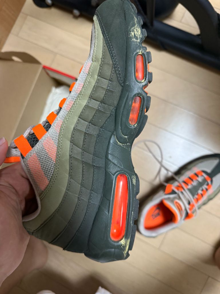 [275] 나이키 에어맥스 95 og 토탈 오렌지 이미지