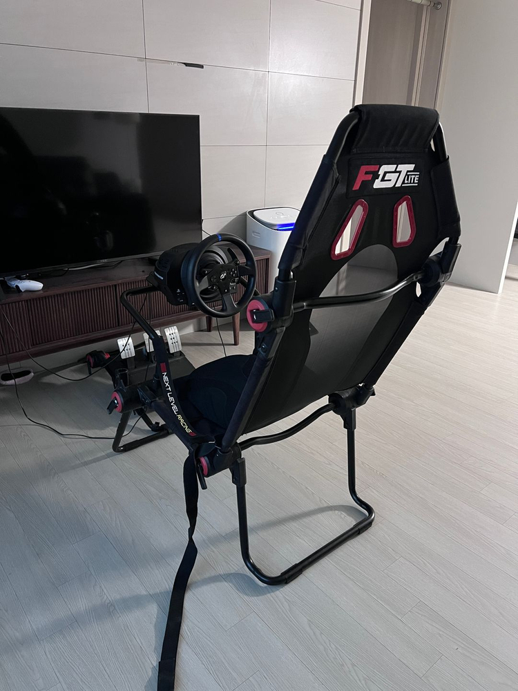 트러스트마스터 T300RS GT + TH8A 쉬프터 + F-GT 라이트 시트 풀세트 판매 이미지