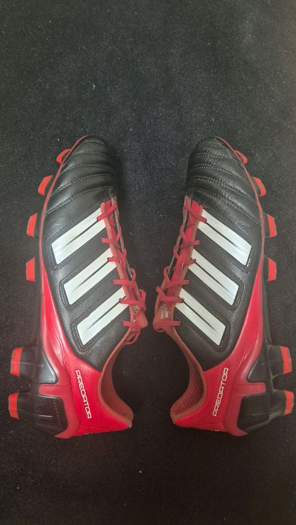 아디다스 프레데터 아디파워 FG 검빨 270 이미지