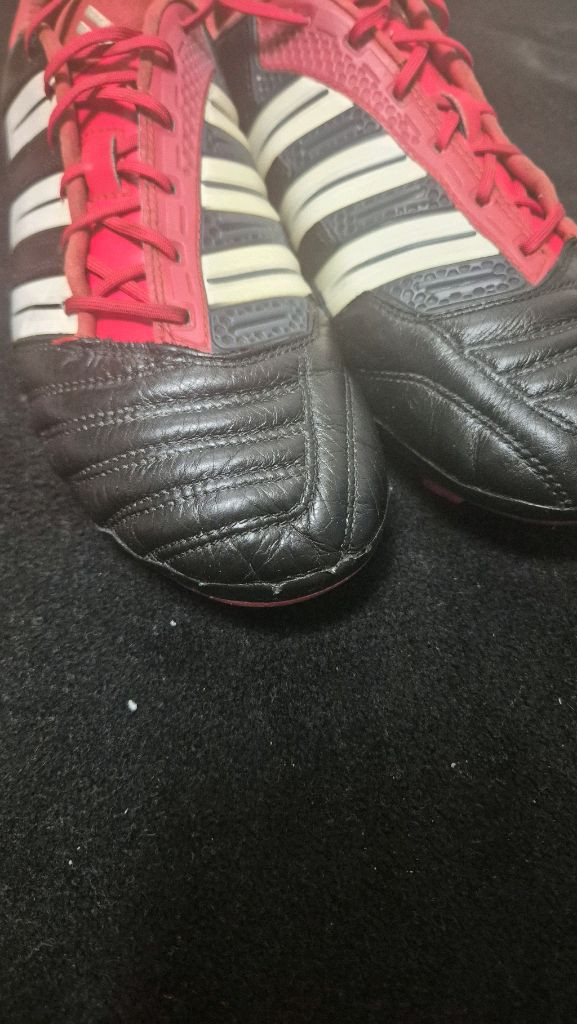 아디다스 프레데터 아디파워 FG 검빨 270 이미지