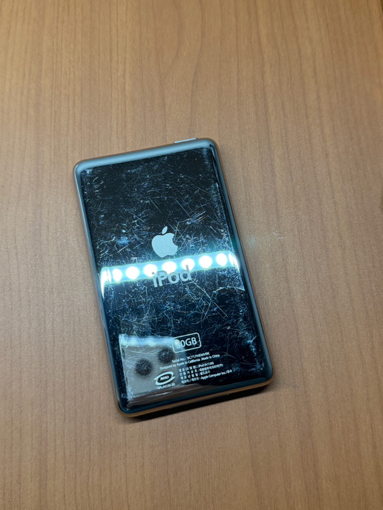 [S급] 애플 아이팟 클래식 5세대 30GB 화이트 이미지