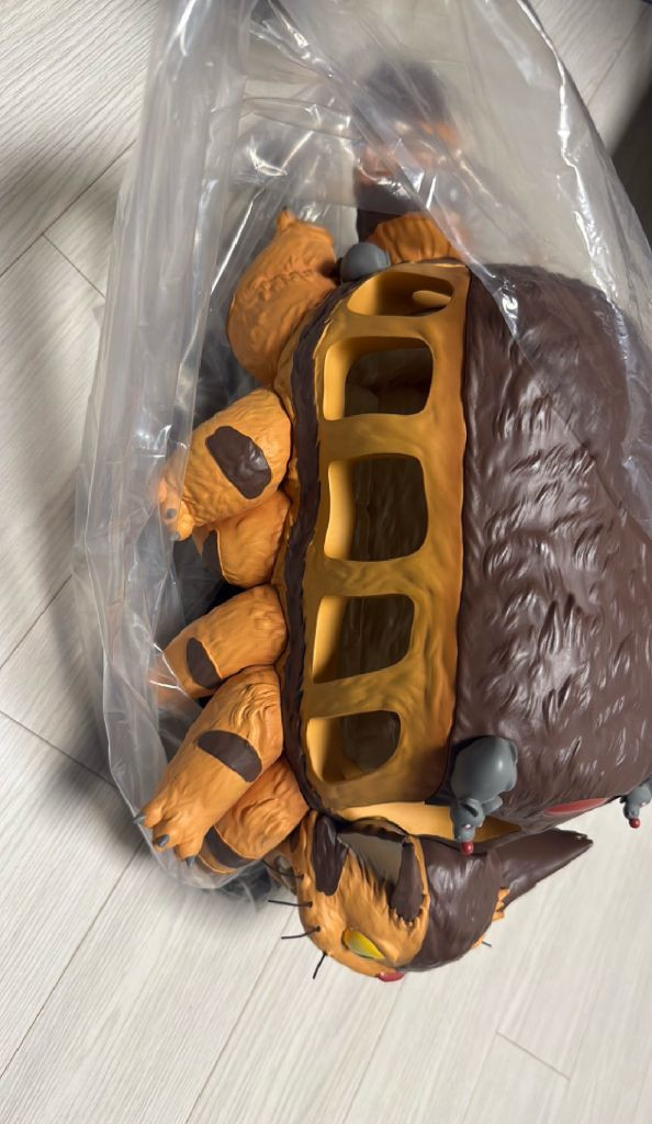 지브리 이웃집 토토로 대형 고양이버스 이미지