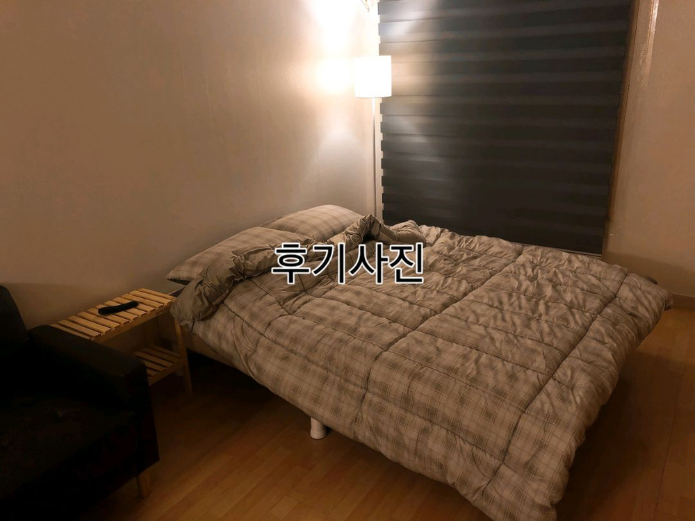 특가]푹신 발통 다리 일체형 슈퍼싱글 퀸 매트리스 침대 이미지