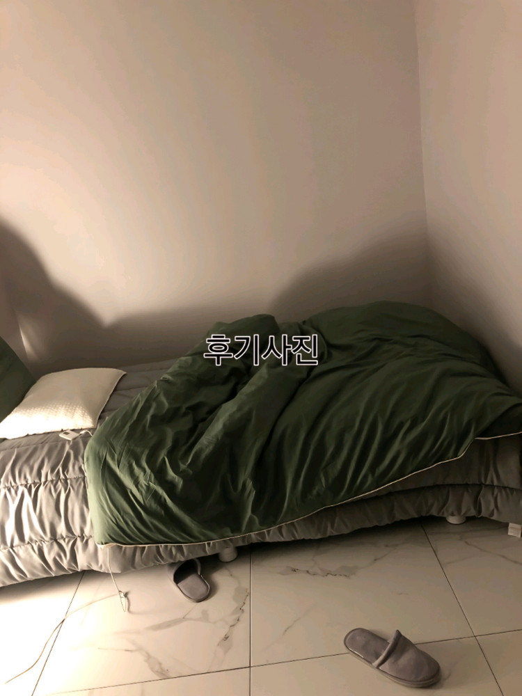 특가]푹신 발통 다리 일체형 슈퍼싱글 퀸 매트리스 침대 이미지