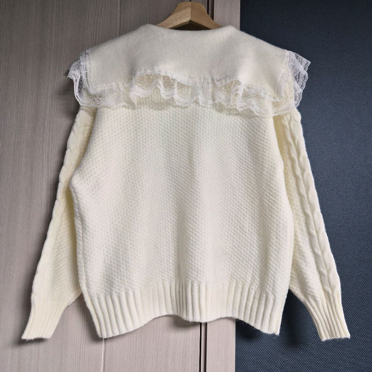 [새상품] 레이스 빅카라 케이블 니트 가디건 (화이트 / 빈티지 감성) 이미지