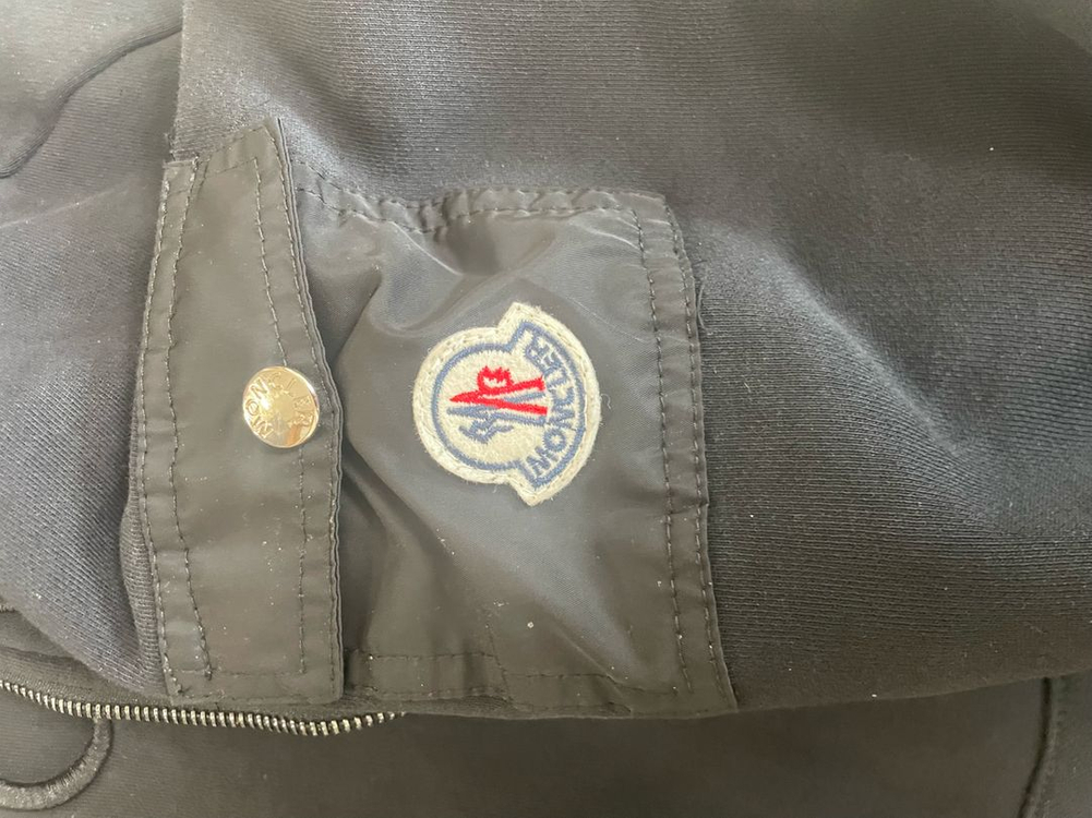 몽클레어 후드 집업 이미지