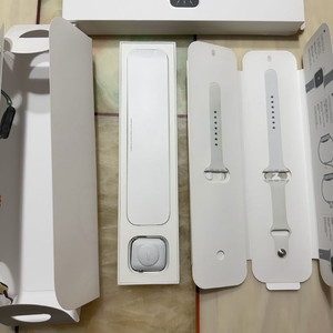 애플워치6 스테인리스 셀룰러 40미리 팝니다. 풀패키징 이미지