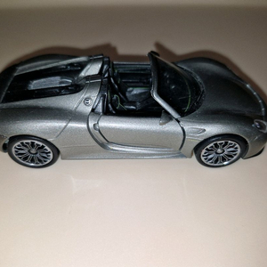 웰리 포르쉐 918 스파이더 다이캐스트 미니카 도어개폐 건메탈 박스없음 이미지