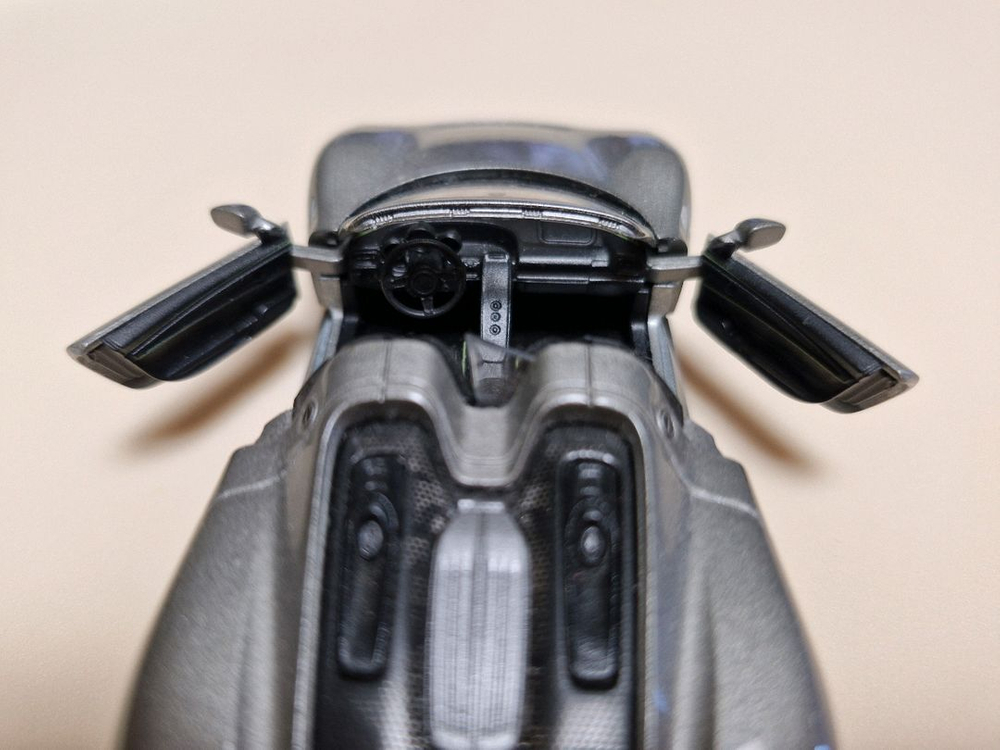 웰리 포르쉐 918 스파이더 다이캐스트 미니카 도어개폐 건메탈 박스없음 이미지