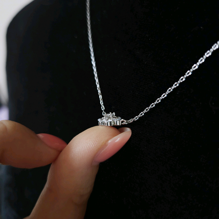 새상품,선물박스포장]플라워 스와로브스키스톤 실버 목걸이/귀걸이 반지 팔찌 진주 샤넬 반클리프 루이비통 불가리 디올 이미지