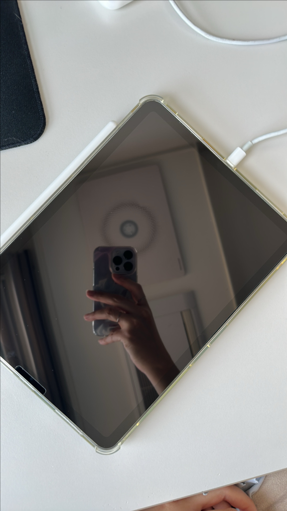 아이패드 에어 5세대 + 애플팬슬 2세대 이미지