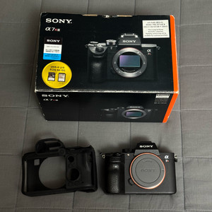 소니 A7R3 풀프레임 미러리스 이미지