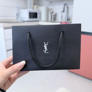 명품 입생로랑 생로랑 쇼핑백 이미지