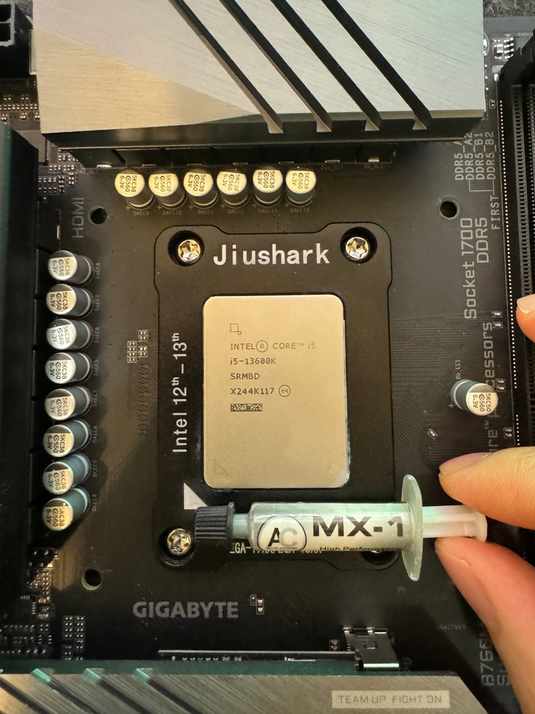 고사양 게이밍 PC 본체 판매합니다 (i5-13600K / RTX 5060Ti / DDR5 32GB) 이미지