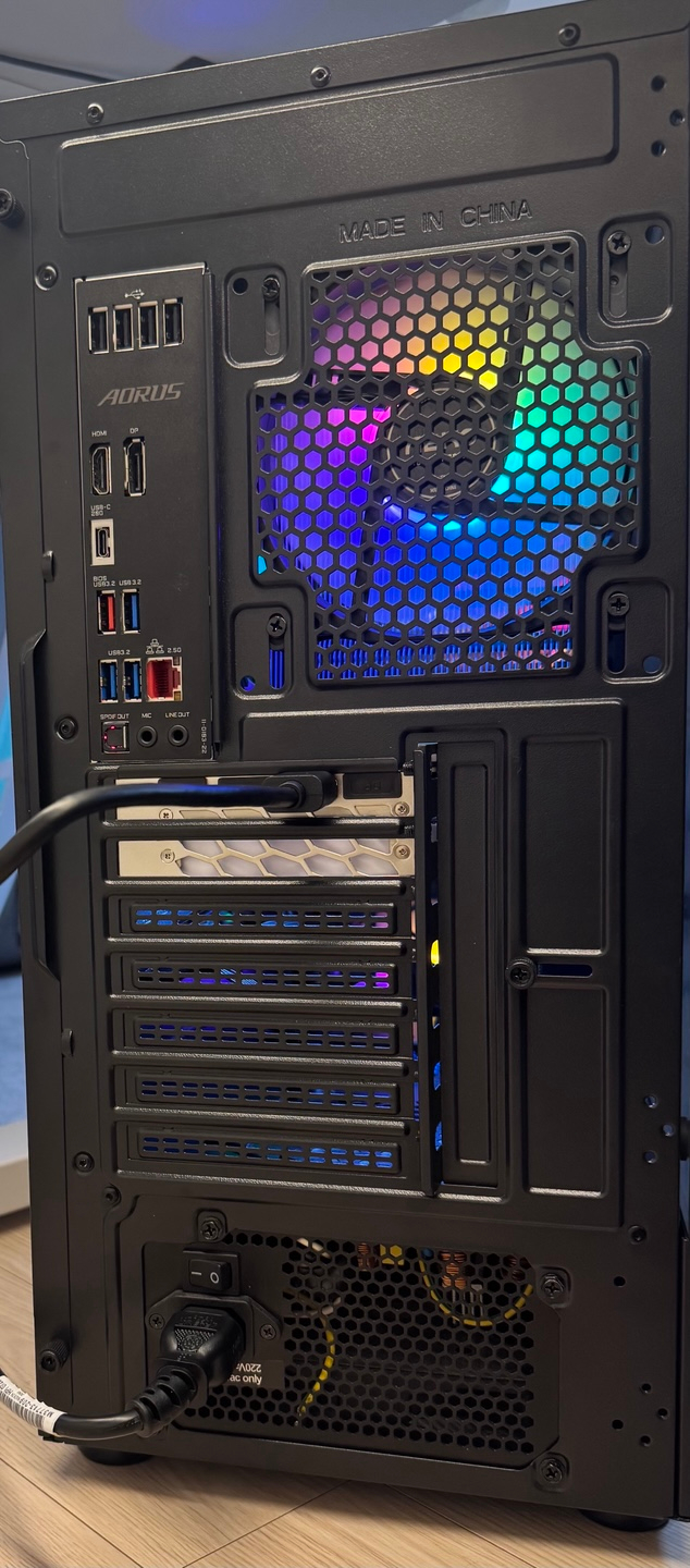 고사양 게이밍 PC 본체 판매합니다 (i5-13600K / RTX 5060Ti / DDR5 32GB) 이미지