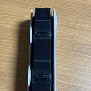 PS5 듀얼센스 충전 거치대 이미지