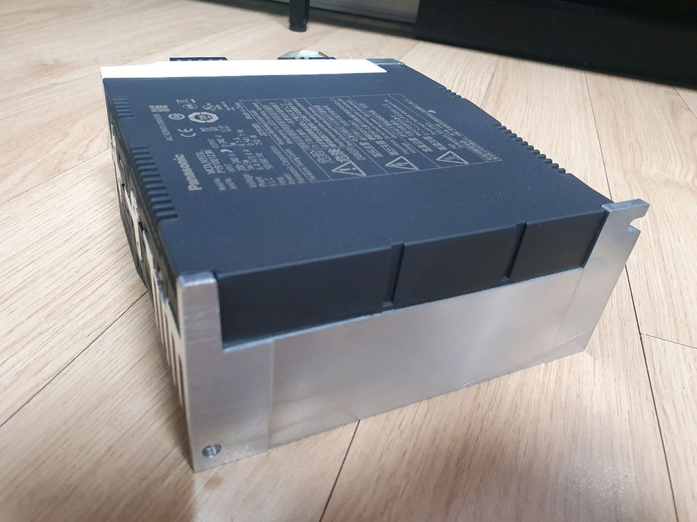 Panasonic 서보드라이버 MCDLN35SL 750W 미사용품 이미지