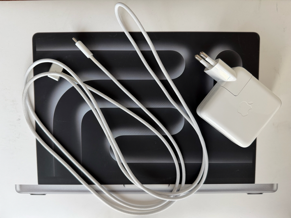 애플 맥북프로14 M3 512GB 8GB 실버 이미지