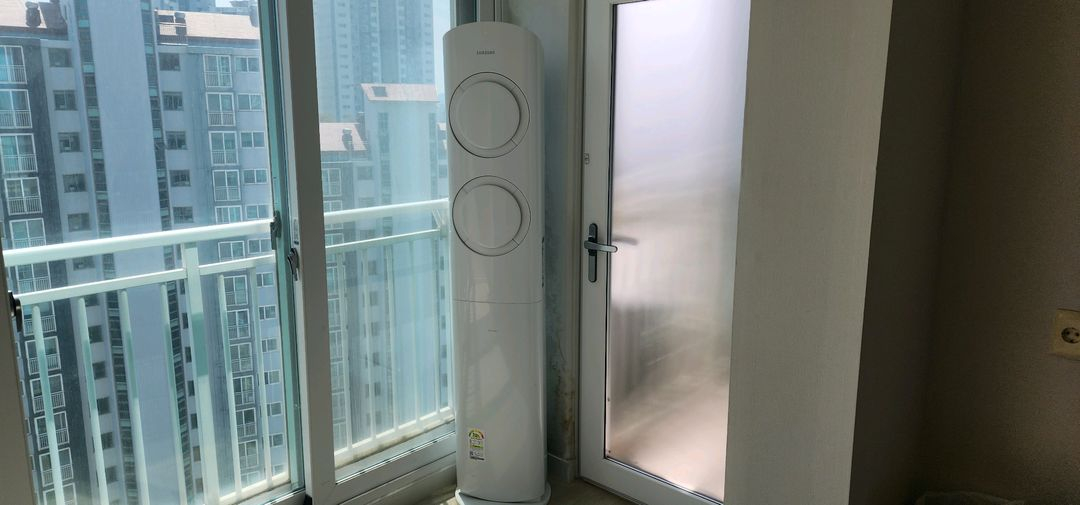 삼성 2 in 1 무풍 에어컨 팝니다. (실외기포함/AF17A6478WZN) 이미지