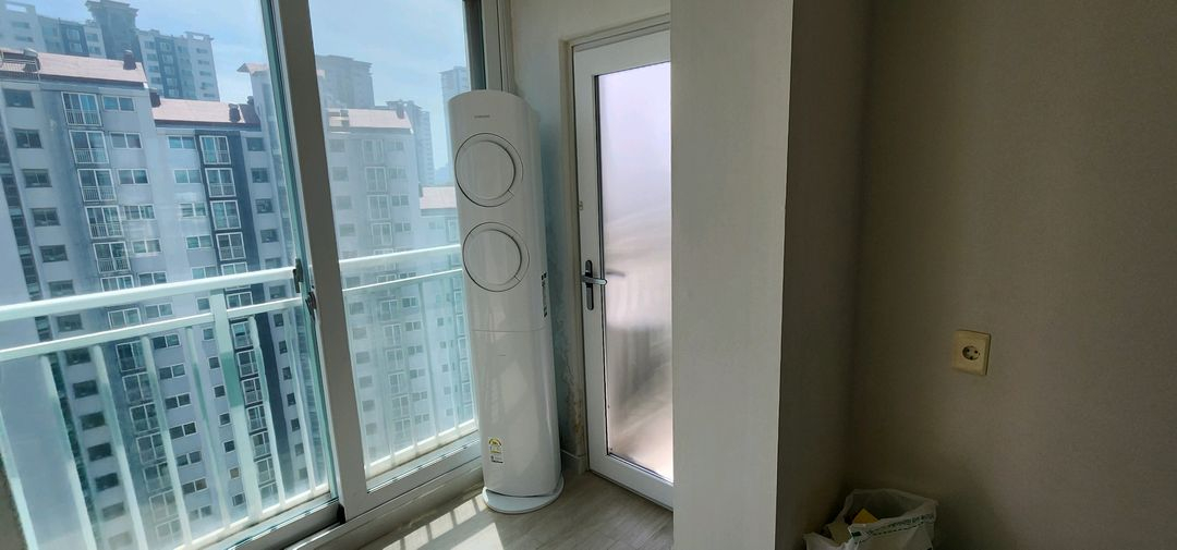 삼성 2 in 1 무풍 에어컨 팝니다. (실외기포함/AF17A6478WZN) 이미지