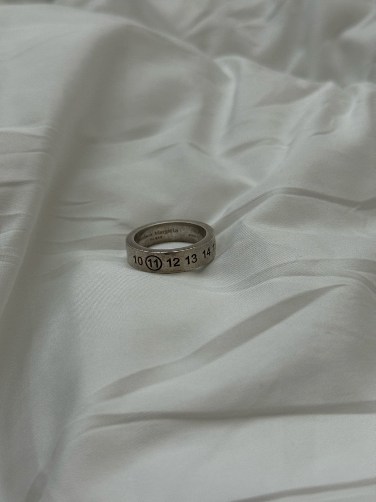 메종마르지엘라 반지 (남자) 이미지