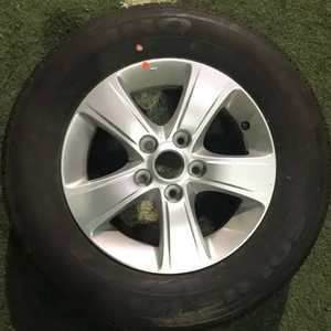 YF소나타 15인치휠타이어 딱 1개 이미지