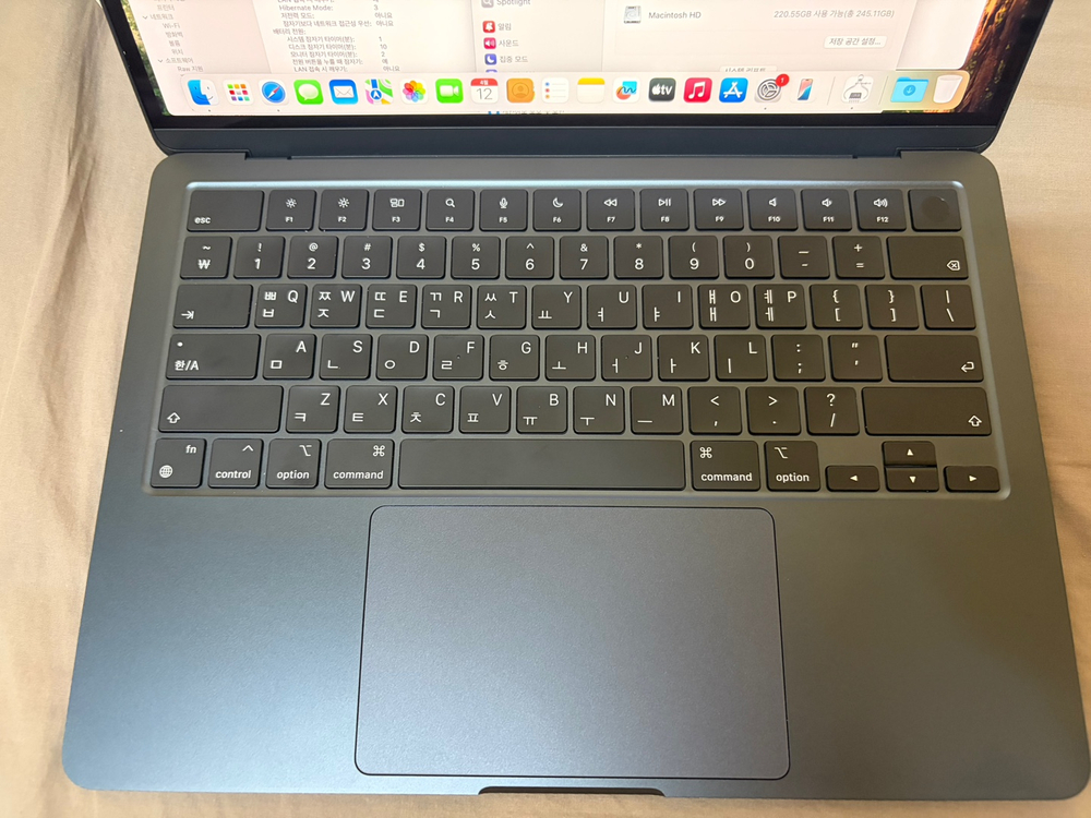 맥북에어 M2 13인치 16GB 256GB 미드나이트 이미지