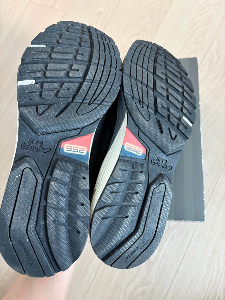 뉴발란스 992 블랙 (M992BL) 이미지