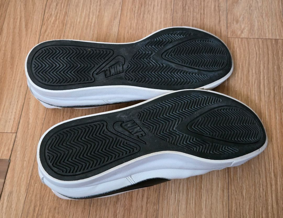 나이키 코트로얄AC 신발 이미지