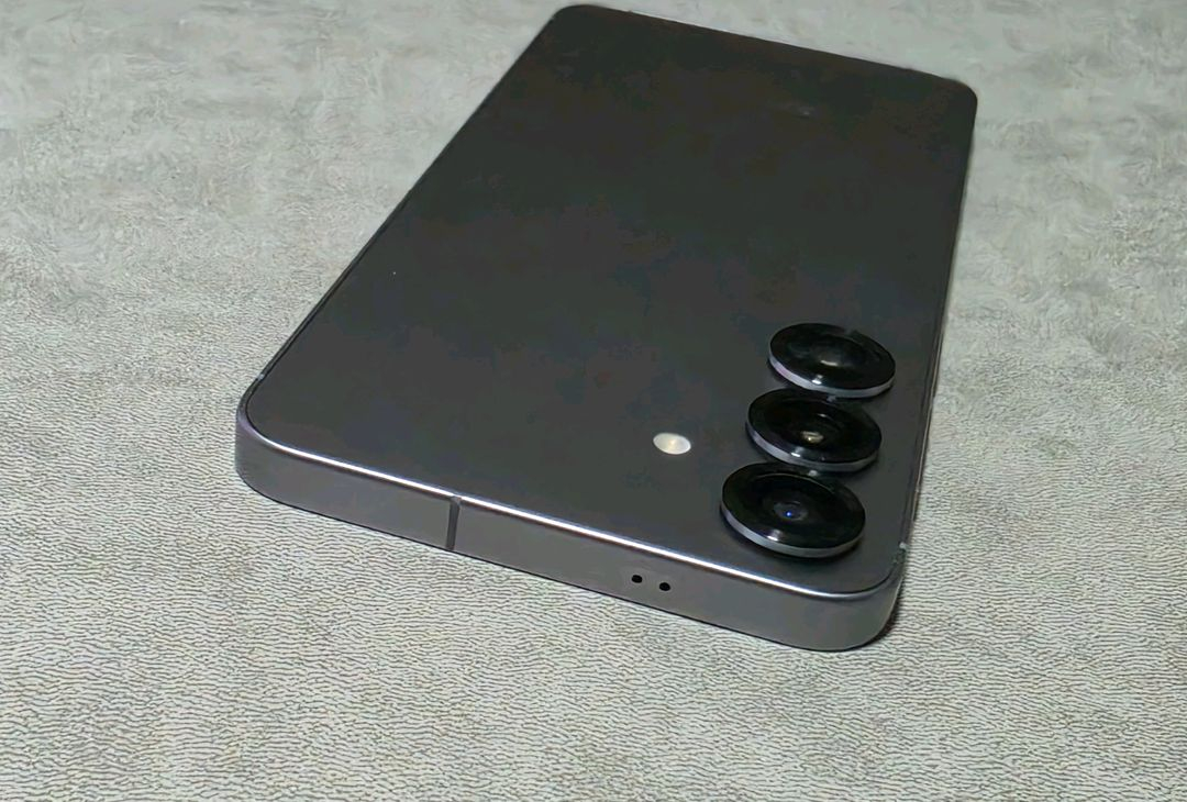 s25플러스 실버 512g 자급제 풀박스 + 아라리 맥세이프 케이스 이미지