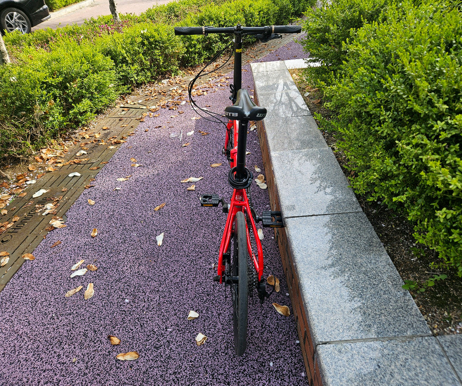 접이식 자전거 이미지