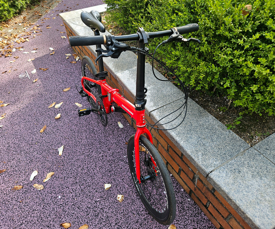 접이식 자전거 이미지